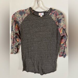 Lularoe 3/4 sleeve baseball style t-shirt